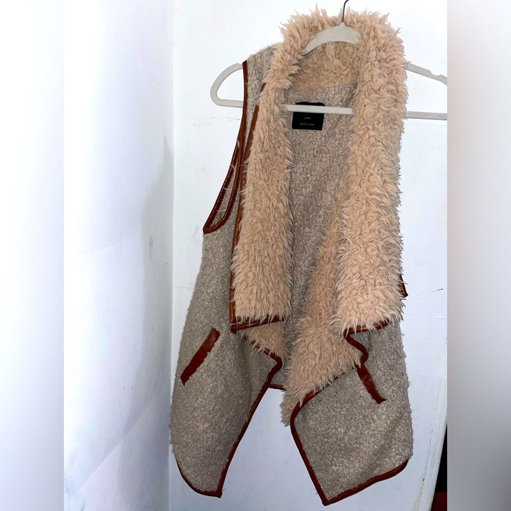 Large love tree faux fur vest